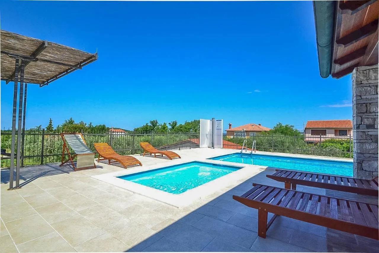 Villa Yvec Plovanija Croatia